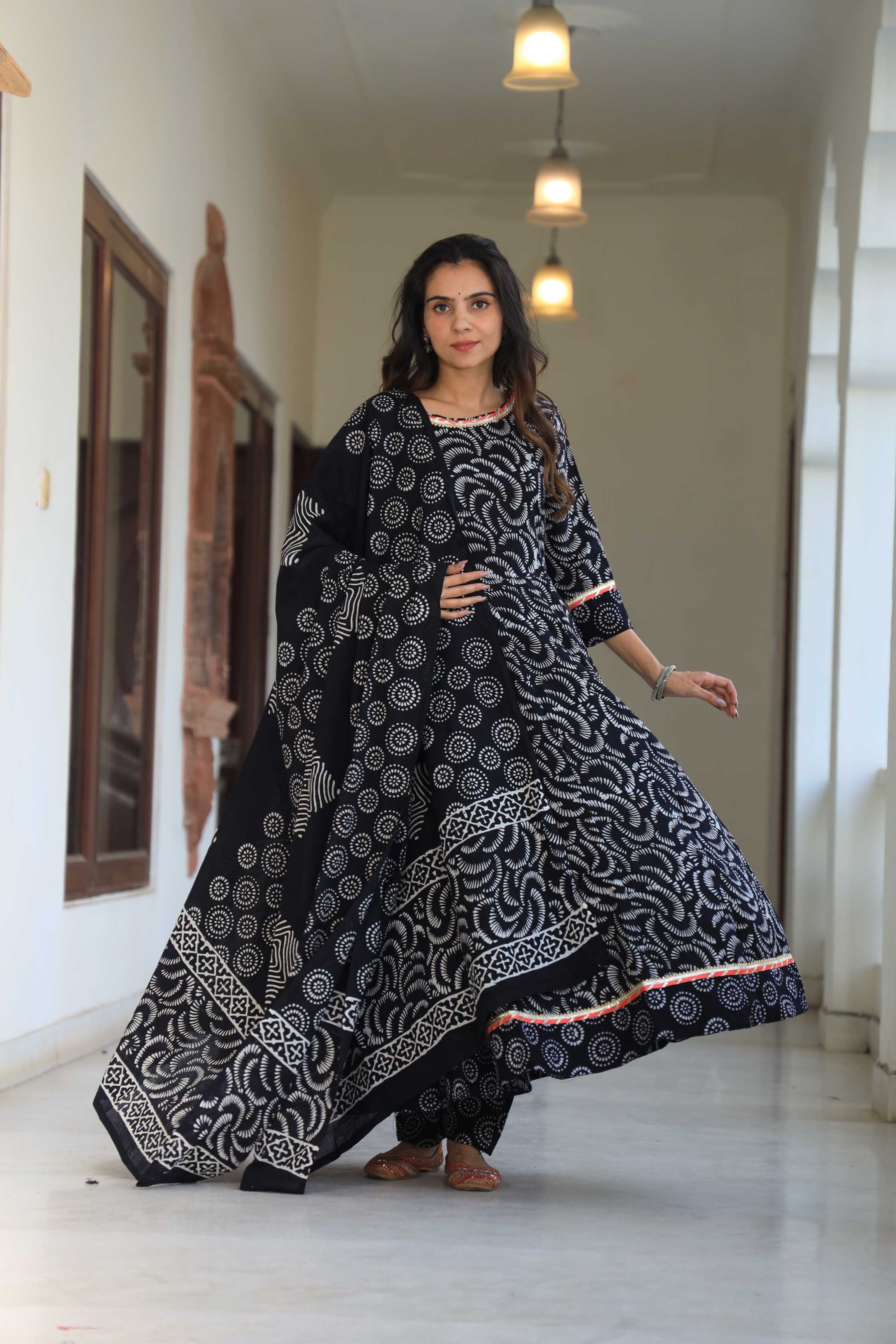 Black & White Spiral Handblock Printed Cotton Anarkali Suit