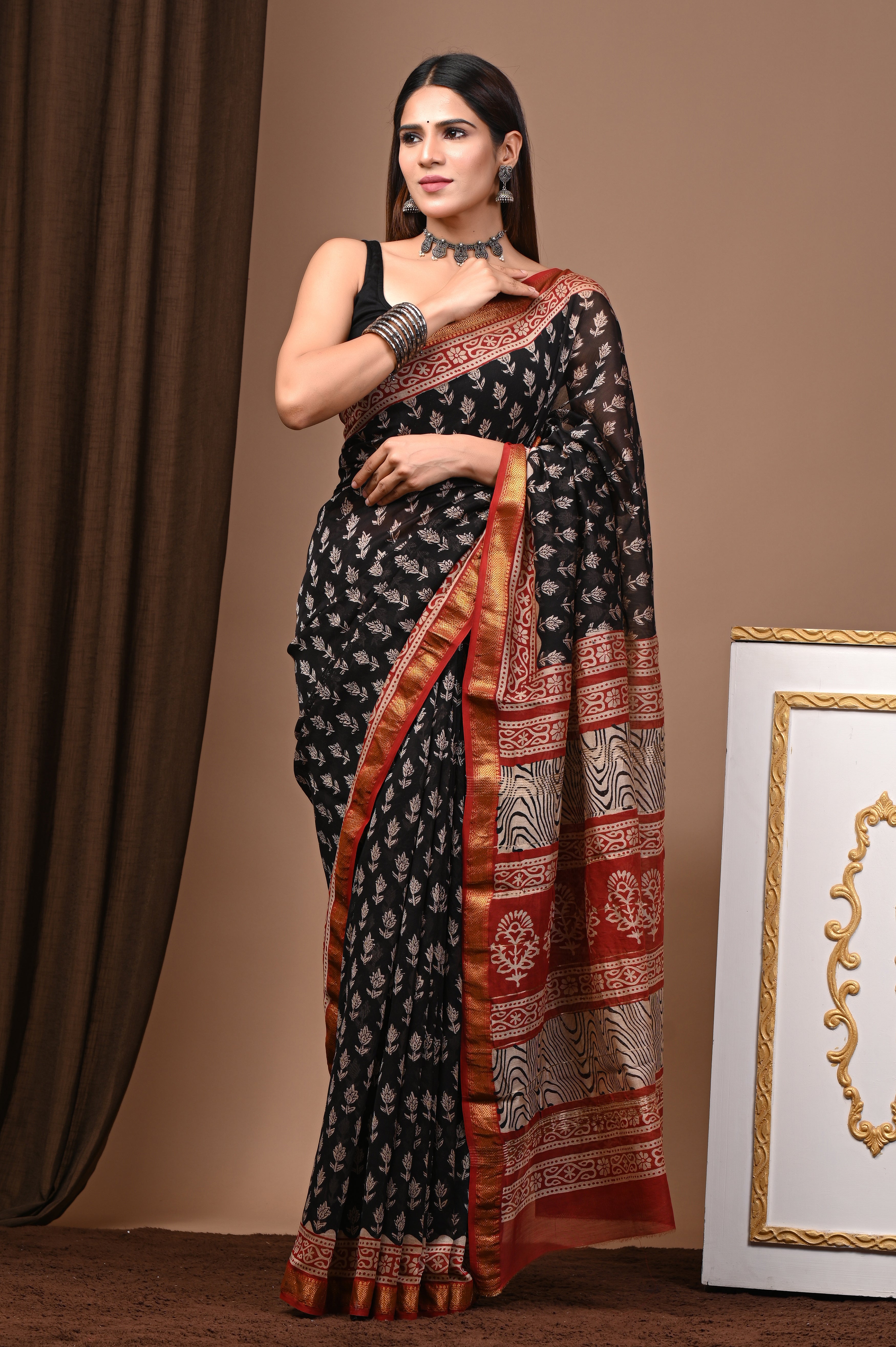 Black & Maroon Maheshwari Silk Saree