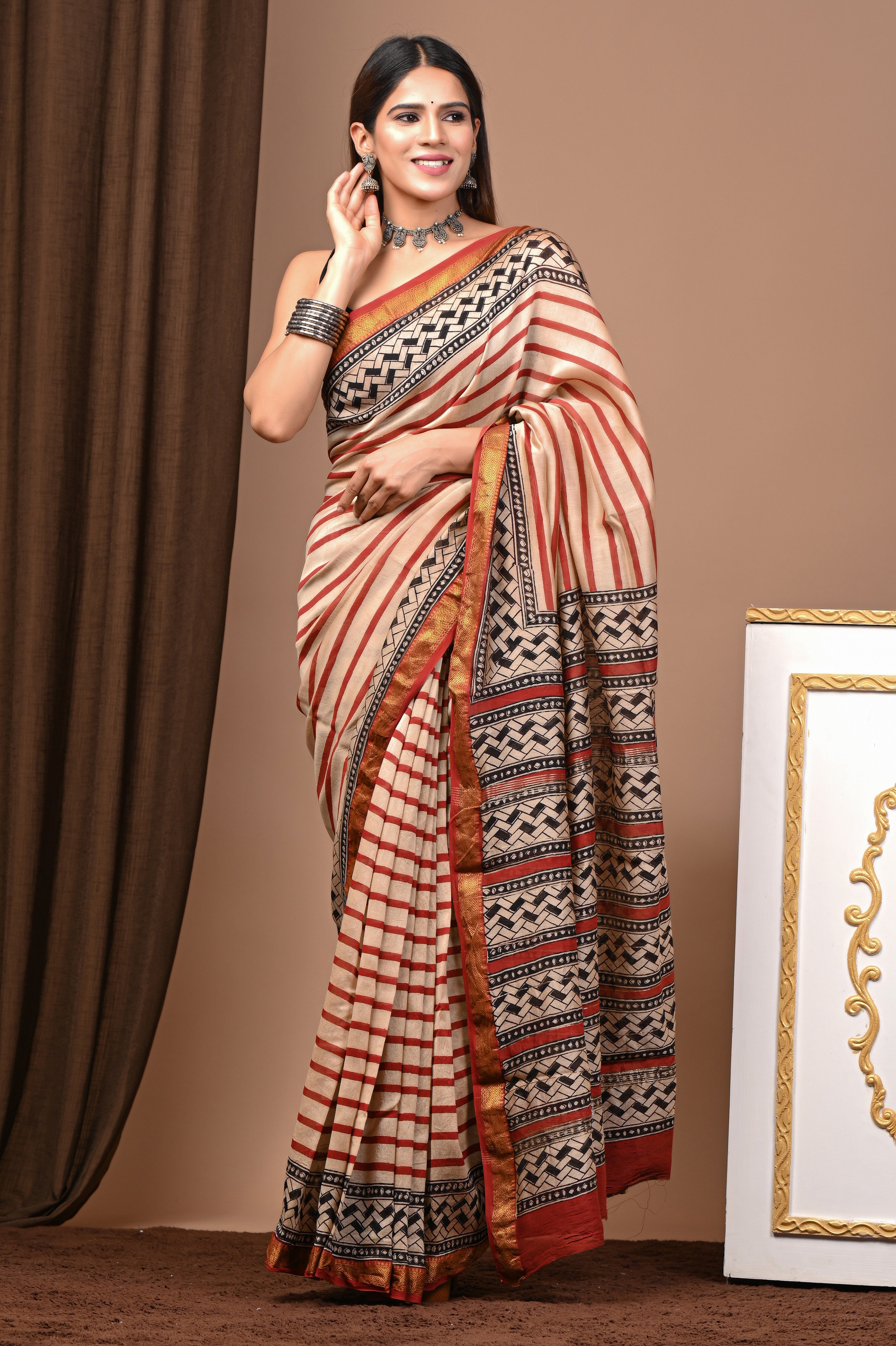 Beige & Rust Maheshwari Silk Saree