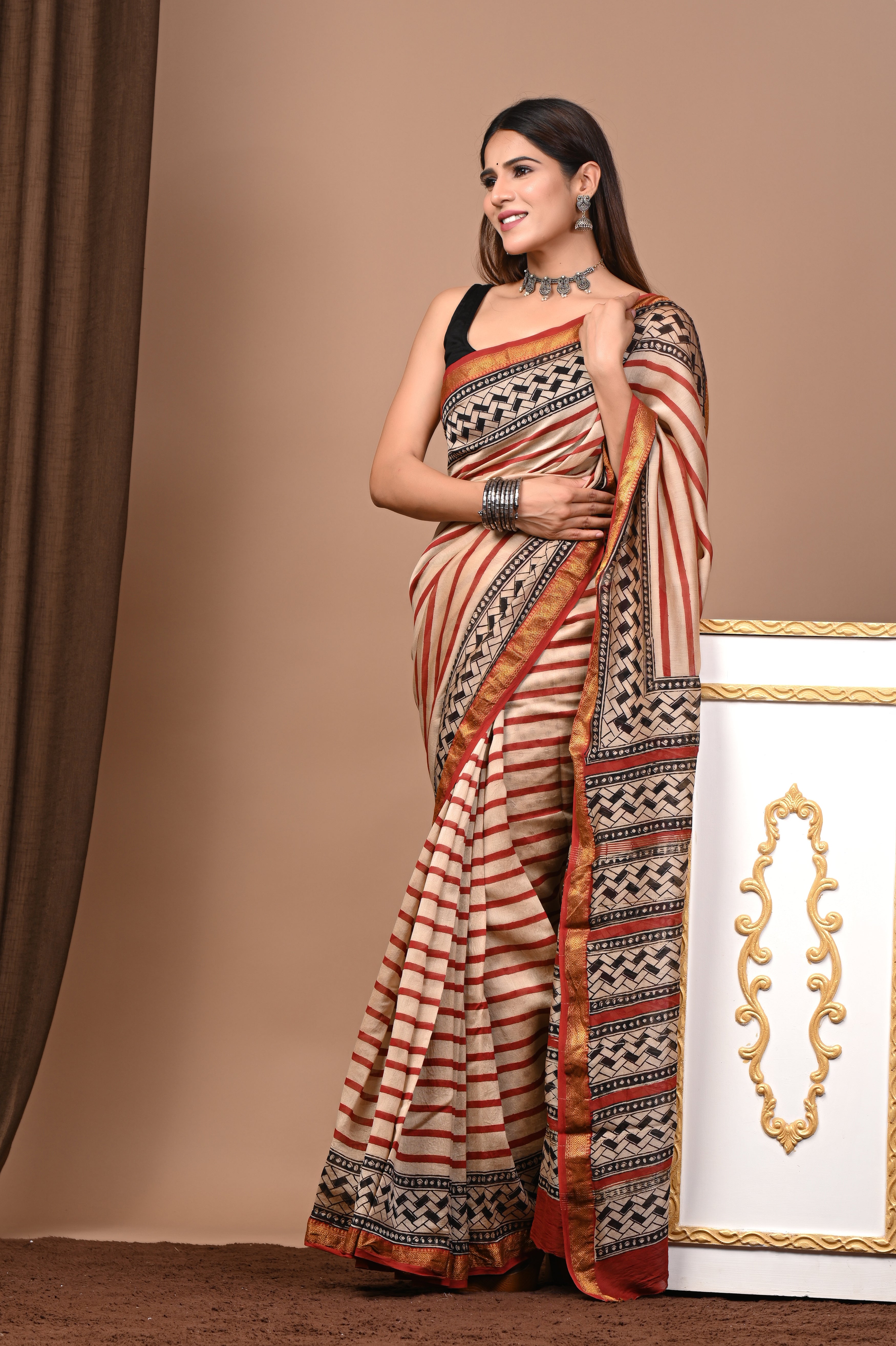 Beige & Rust Maheshwari Silk Saree