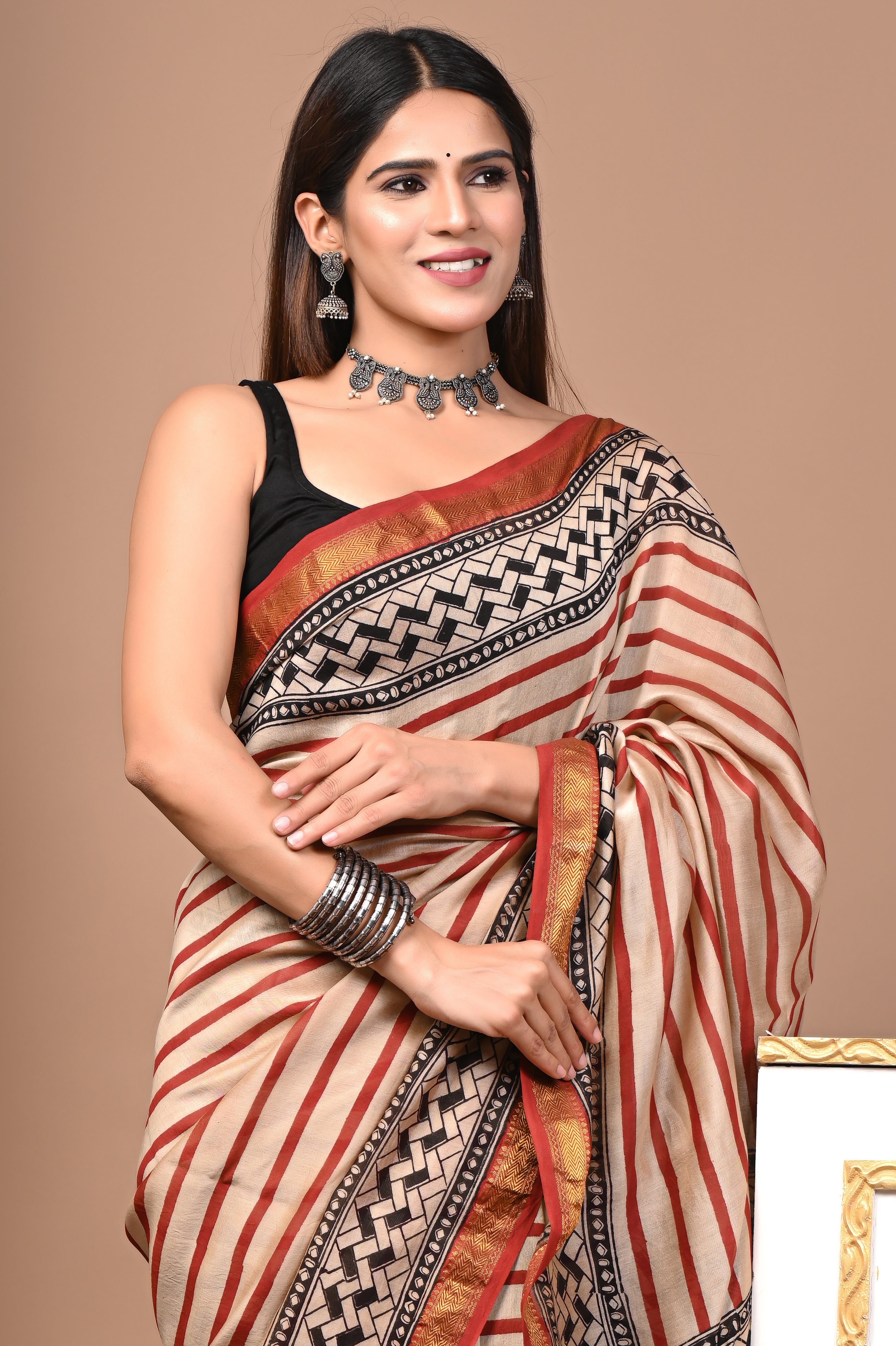 Beige & Rust Maheshwari Silk Saree