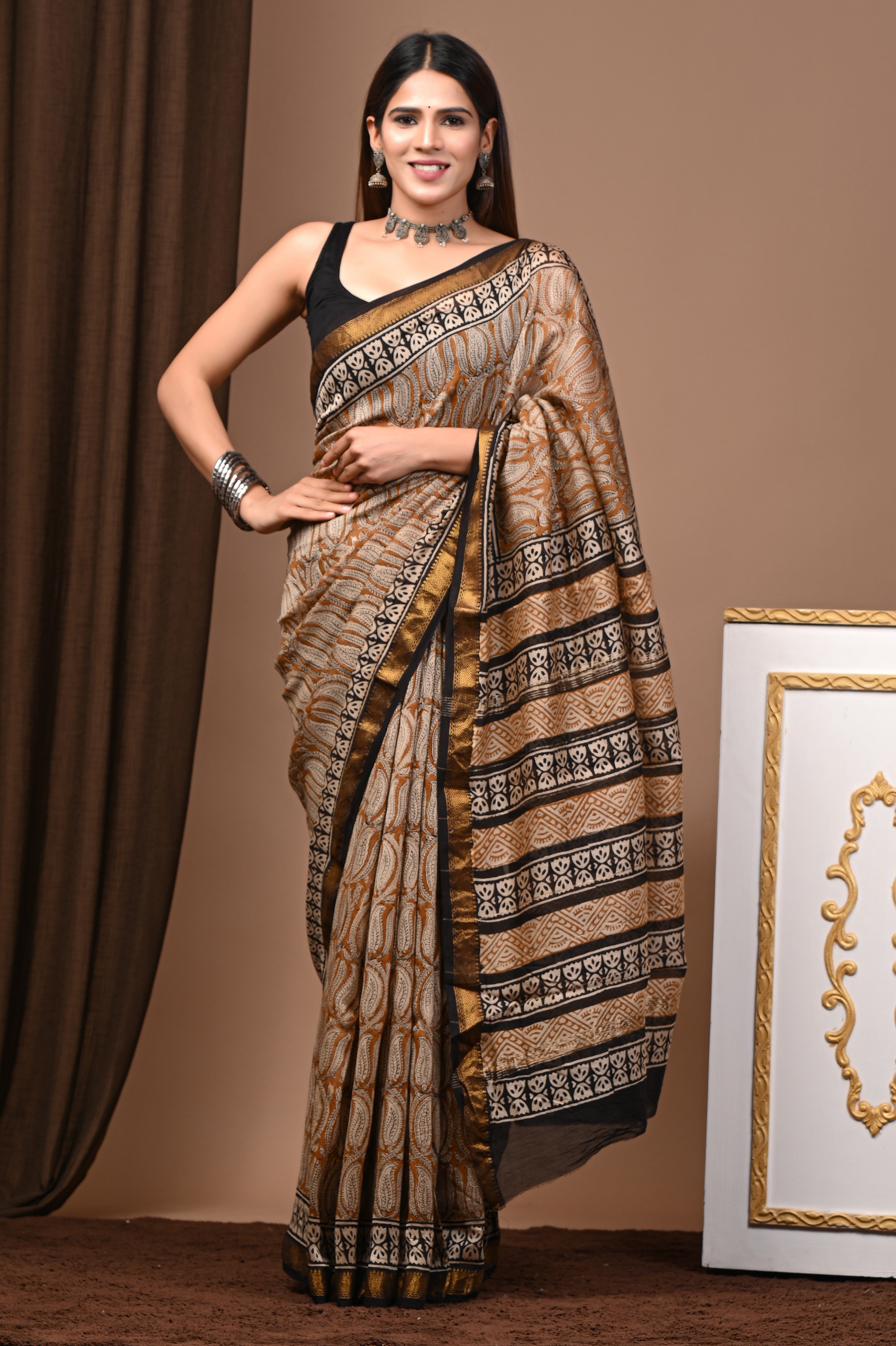 Beige & Black Maheshwari Silk Saree