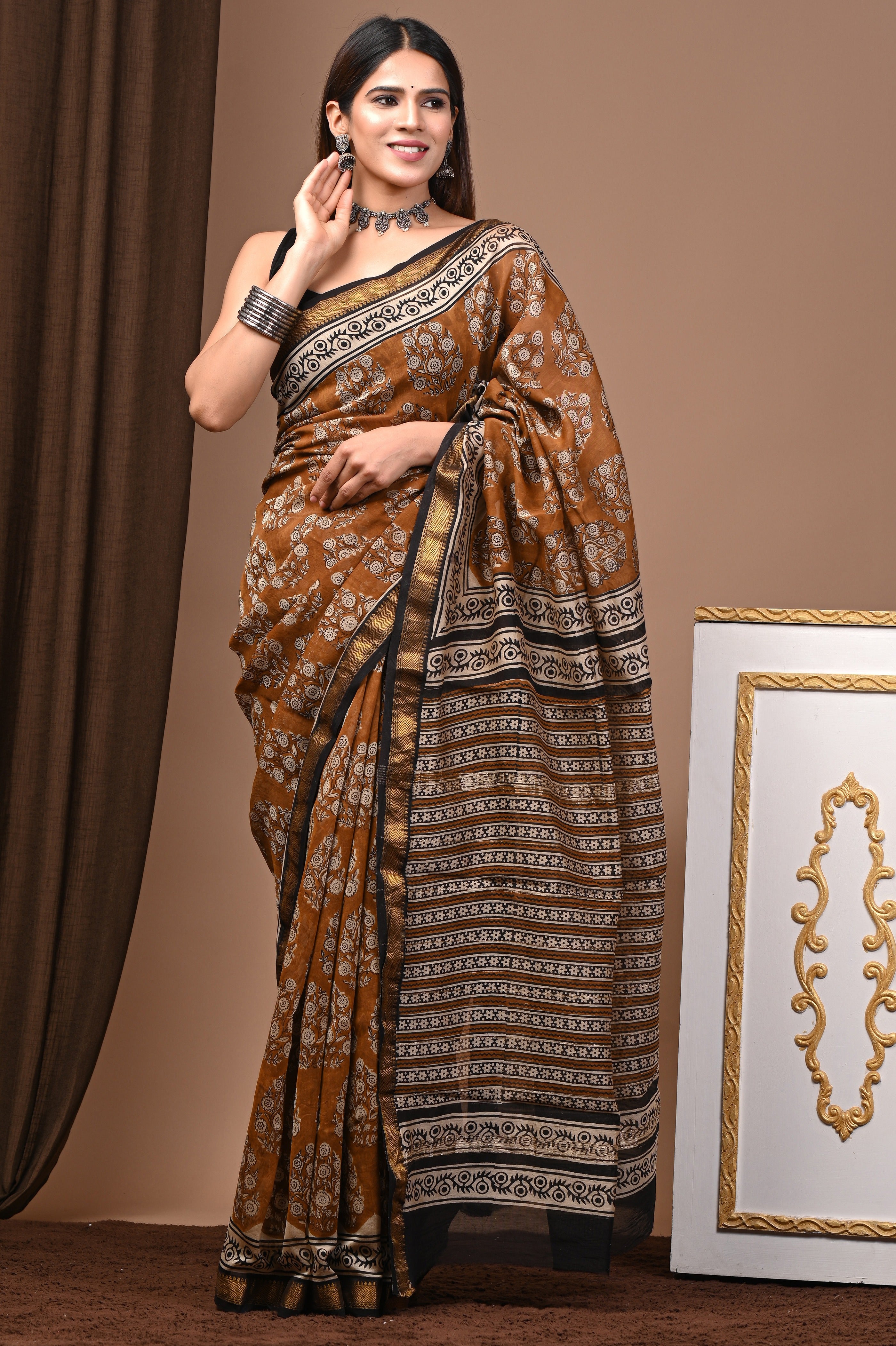 Mustard Brown & Black Maheshwari Silk Saree
