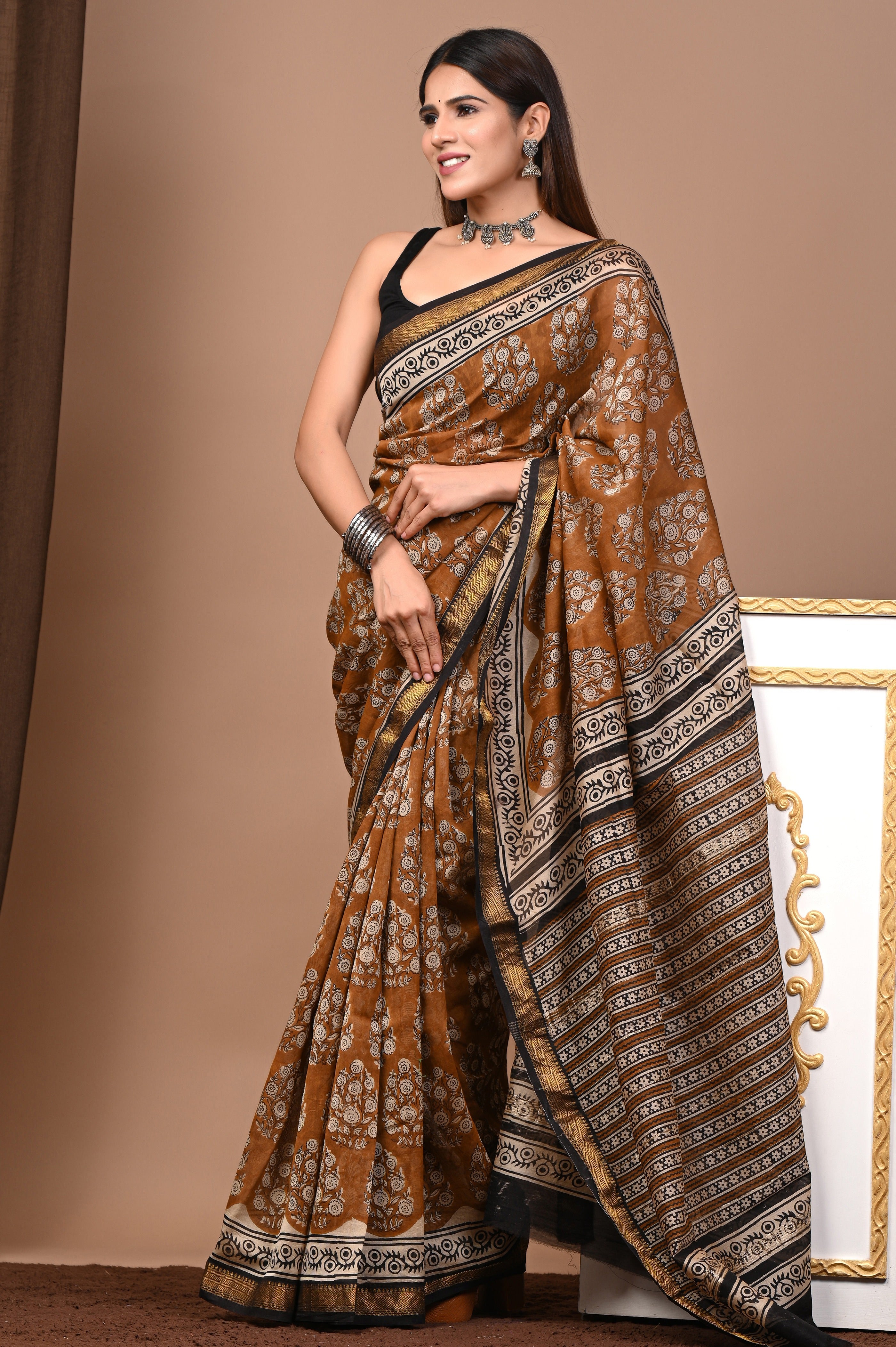 Mustard Brown & Black Maheshwari Silk Saree