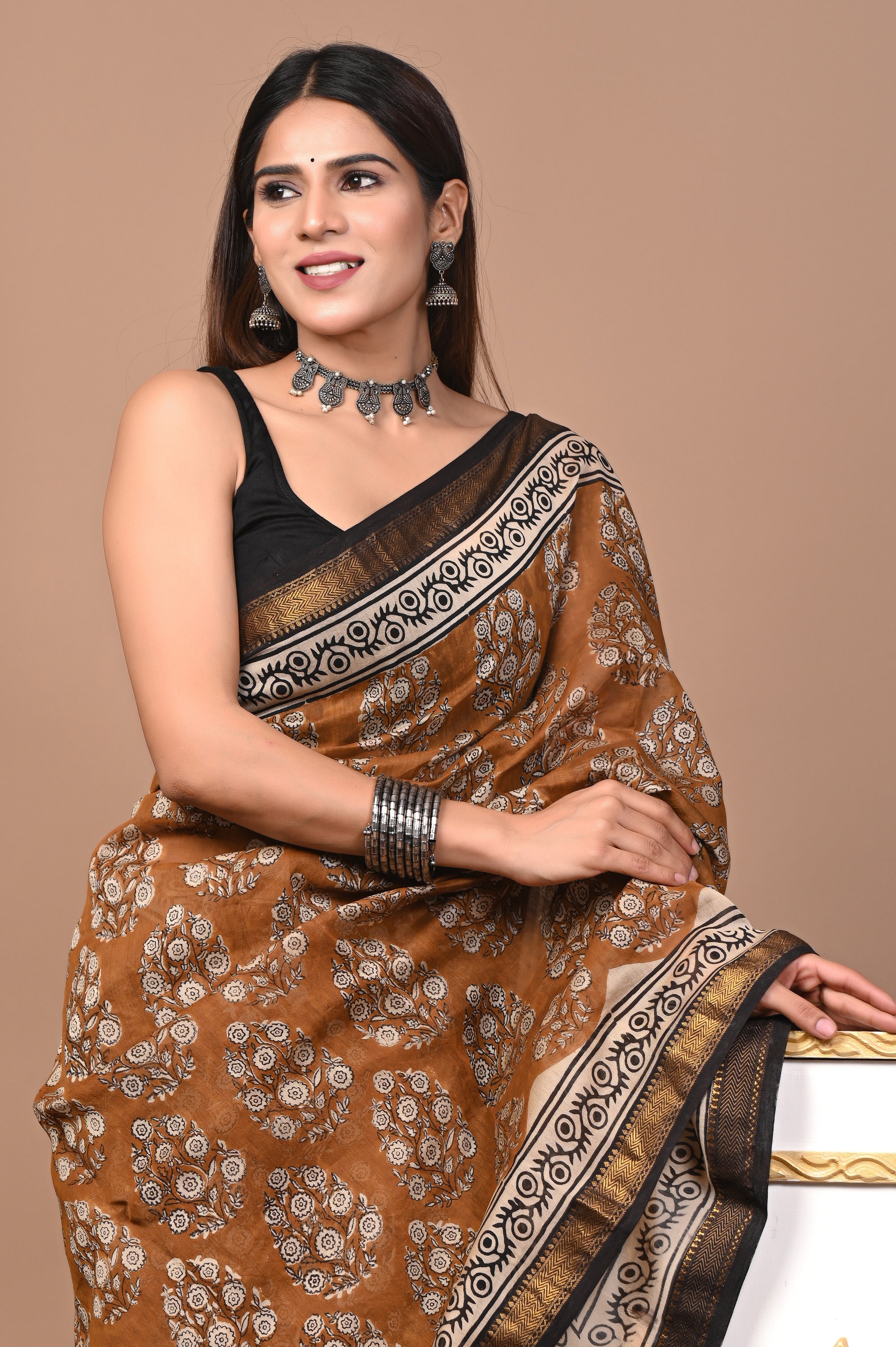 Mustard Brown & Black Maheshwari Silk Saree