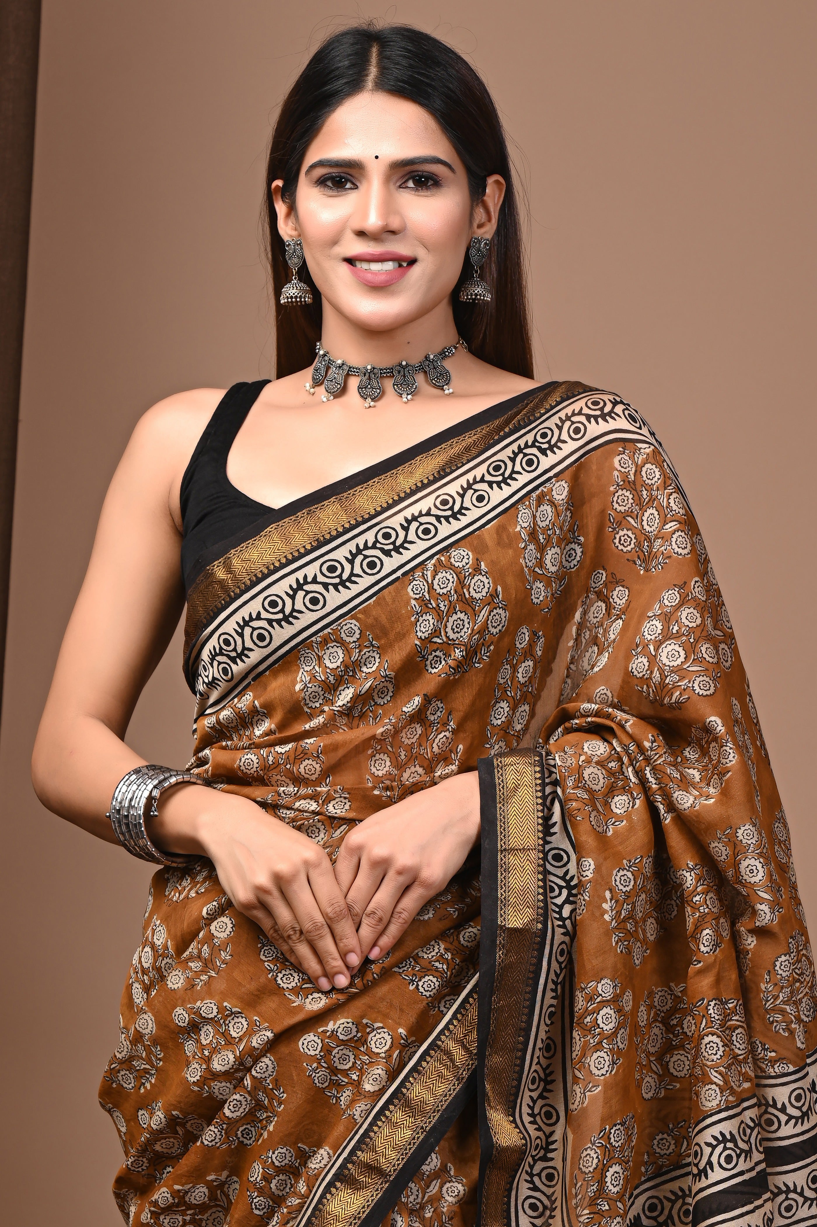 Mustard Brown & Black Maheshwari Silk Saree