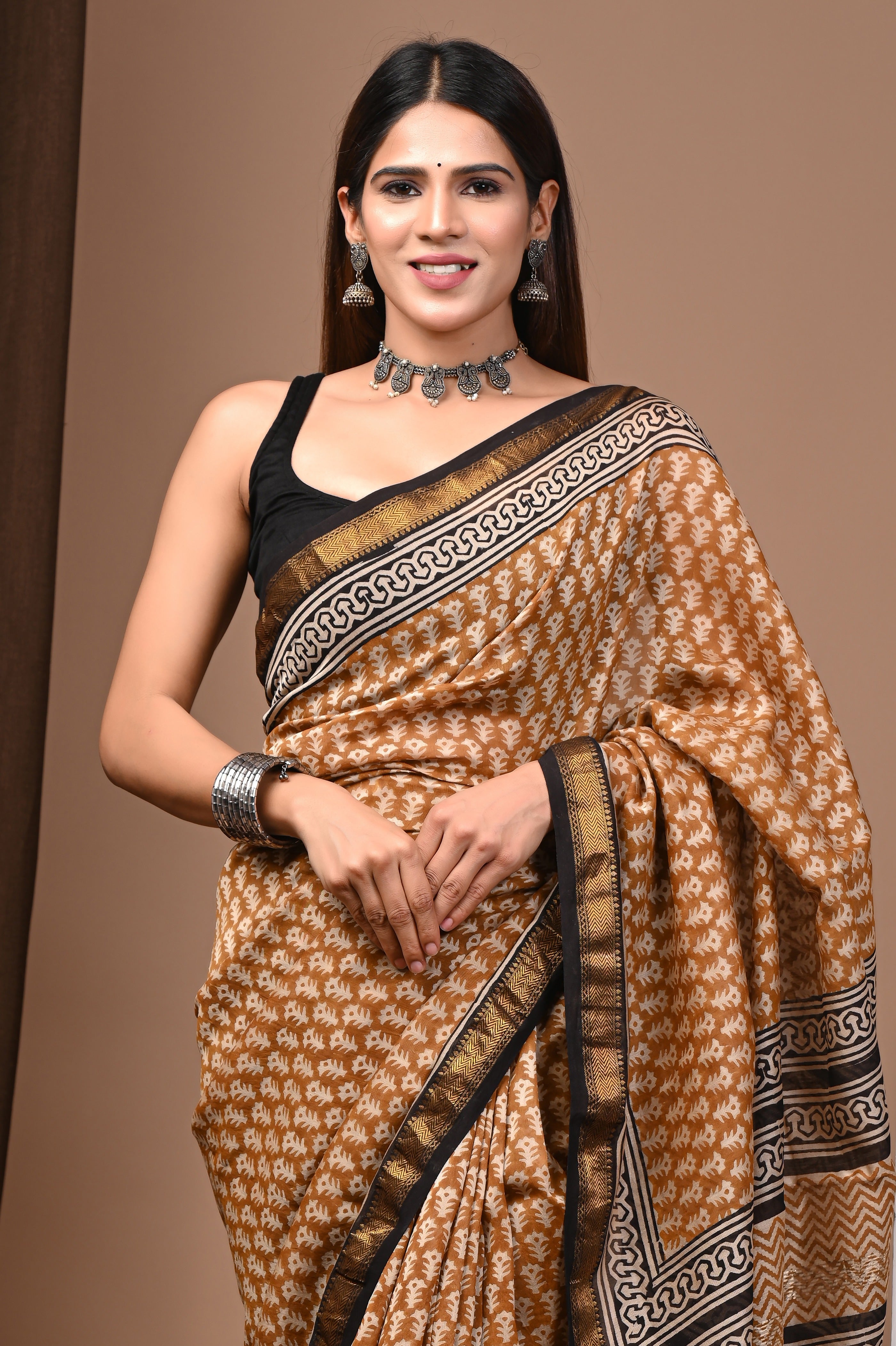 Mustard & Black Maheshwari Silk Saree