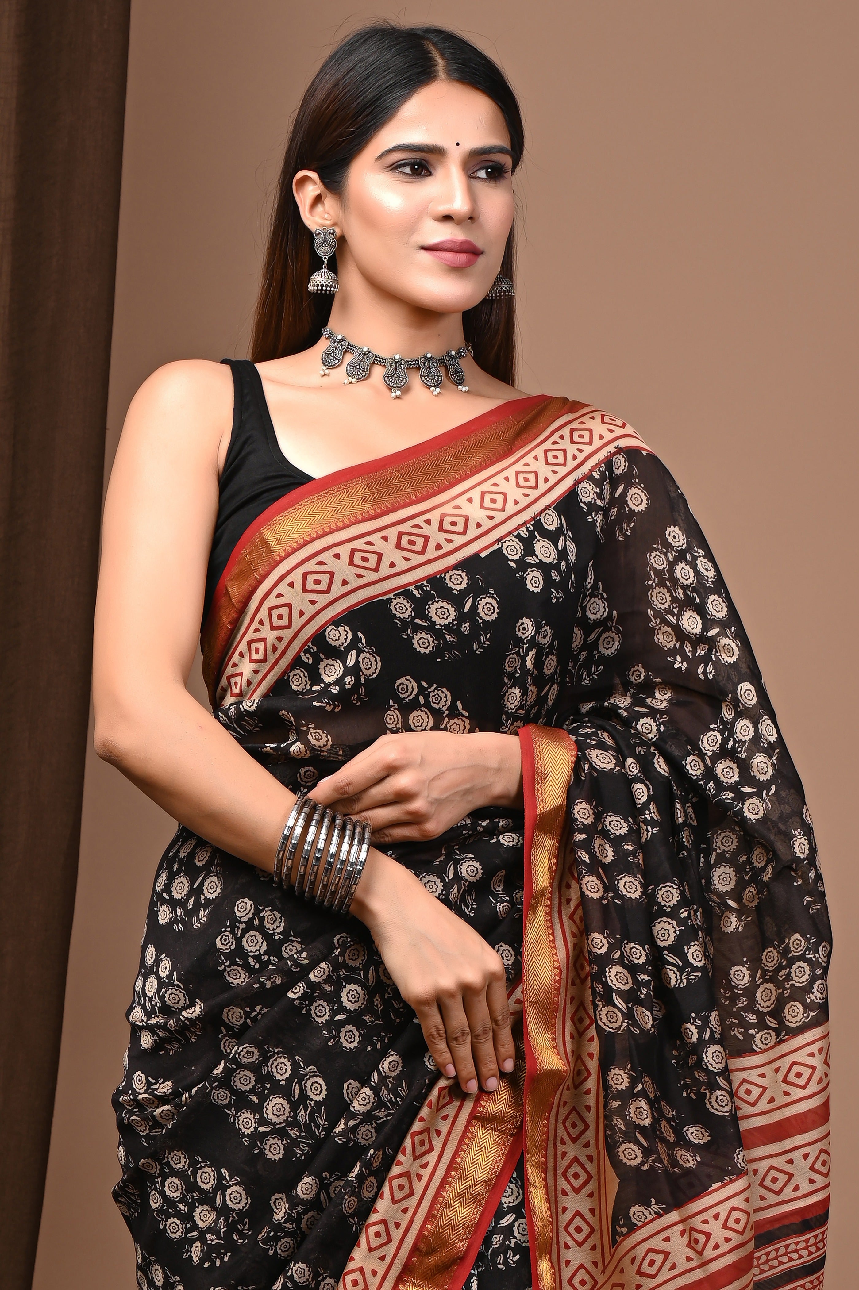 Black & Maroon Maheshwari Silk Saree