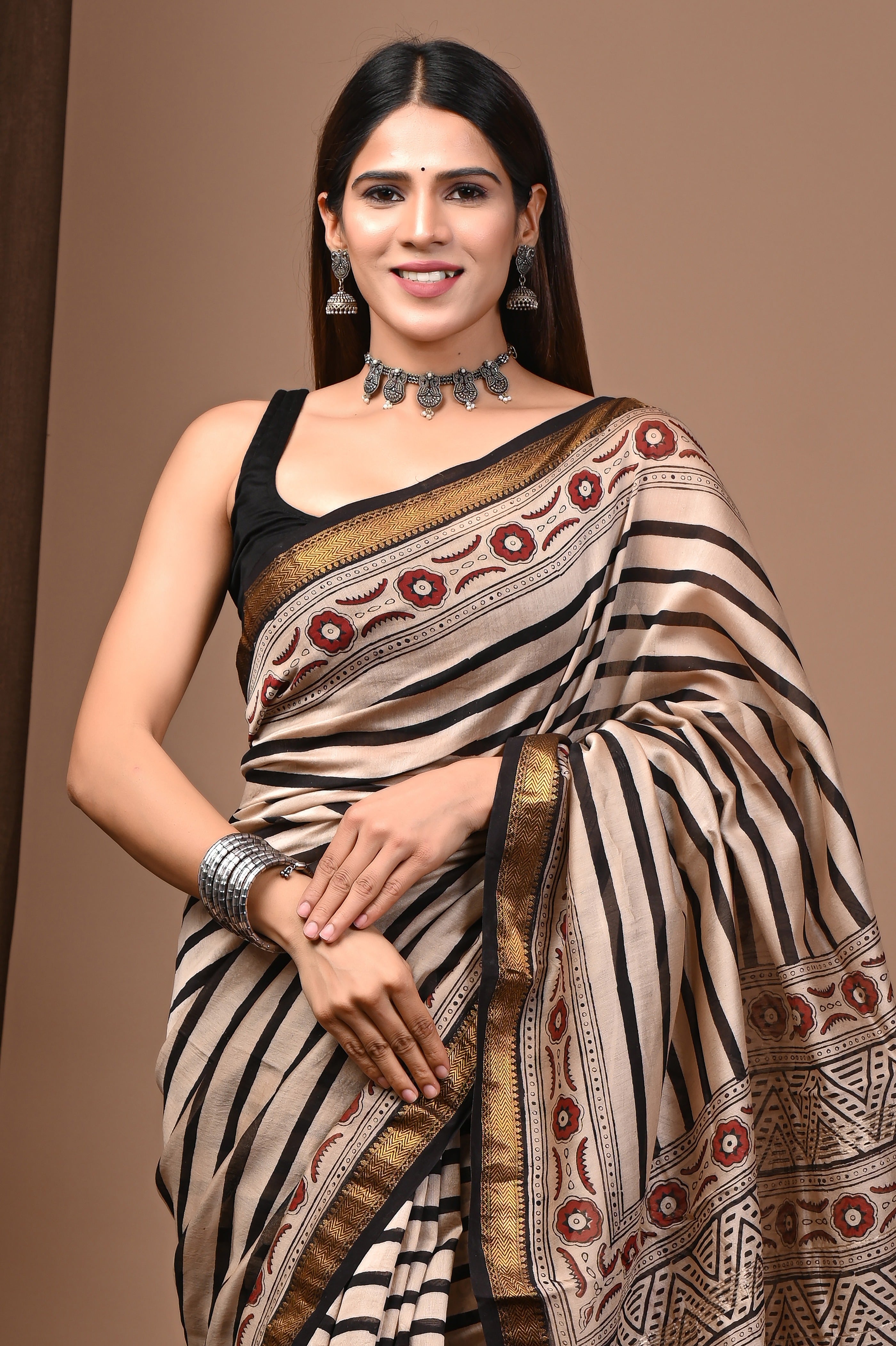 Cream & Black Maheshwari Silk Saree