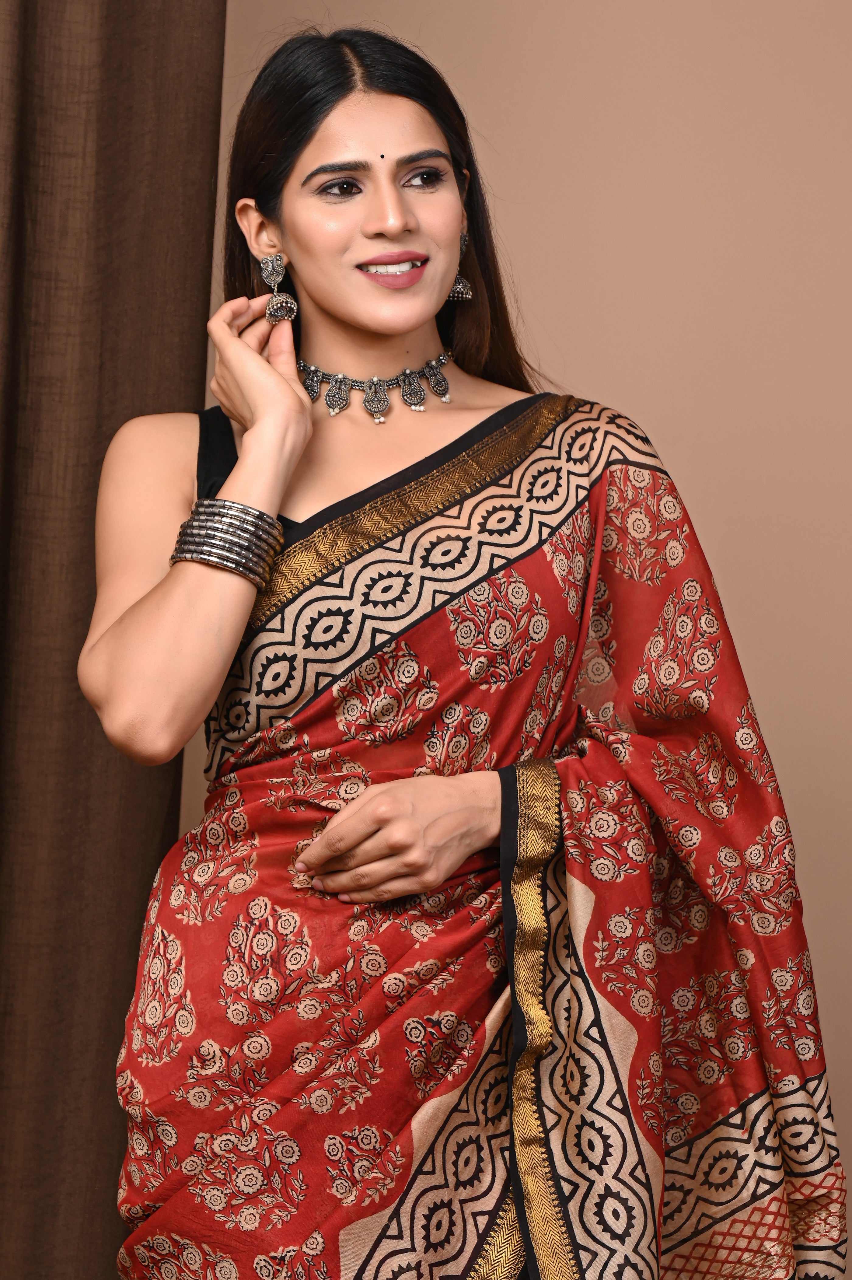 Rust Red & Beige Maheshwari Silk Saree