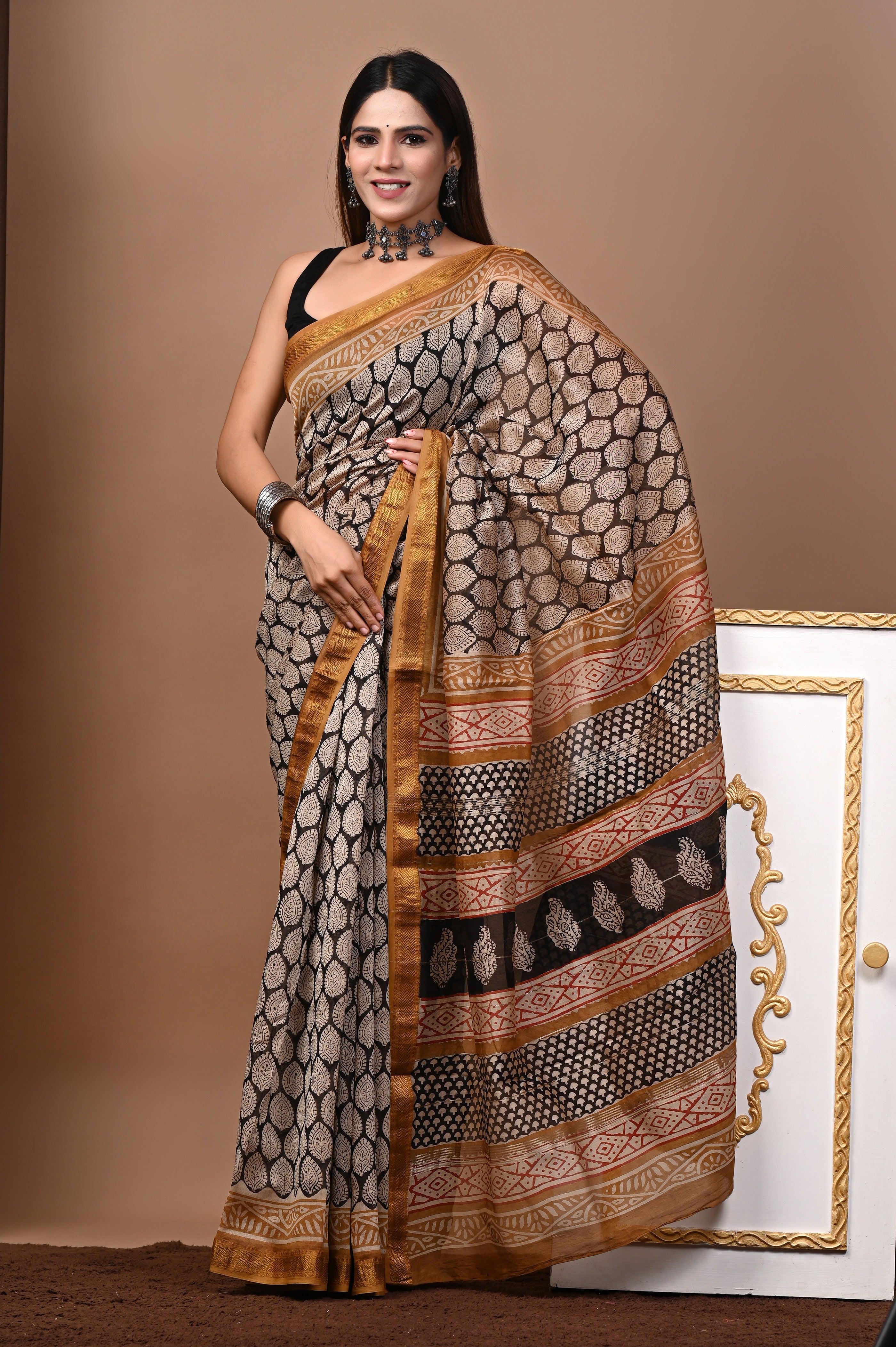 Mustard & Black Maheshwari Silk Saree