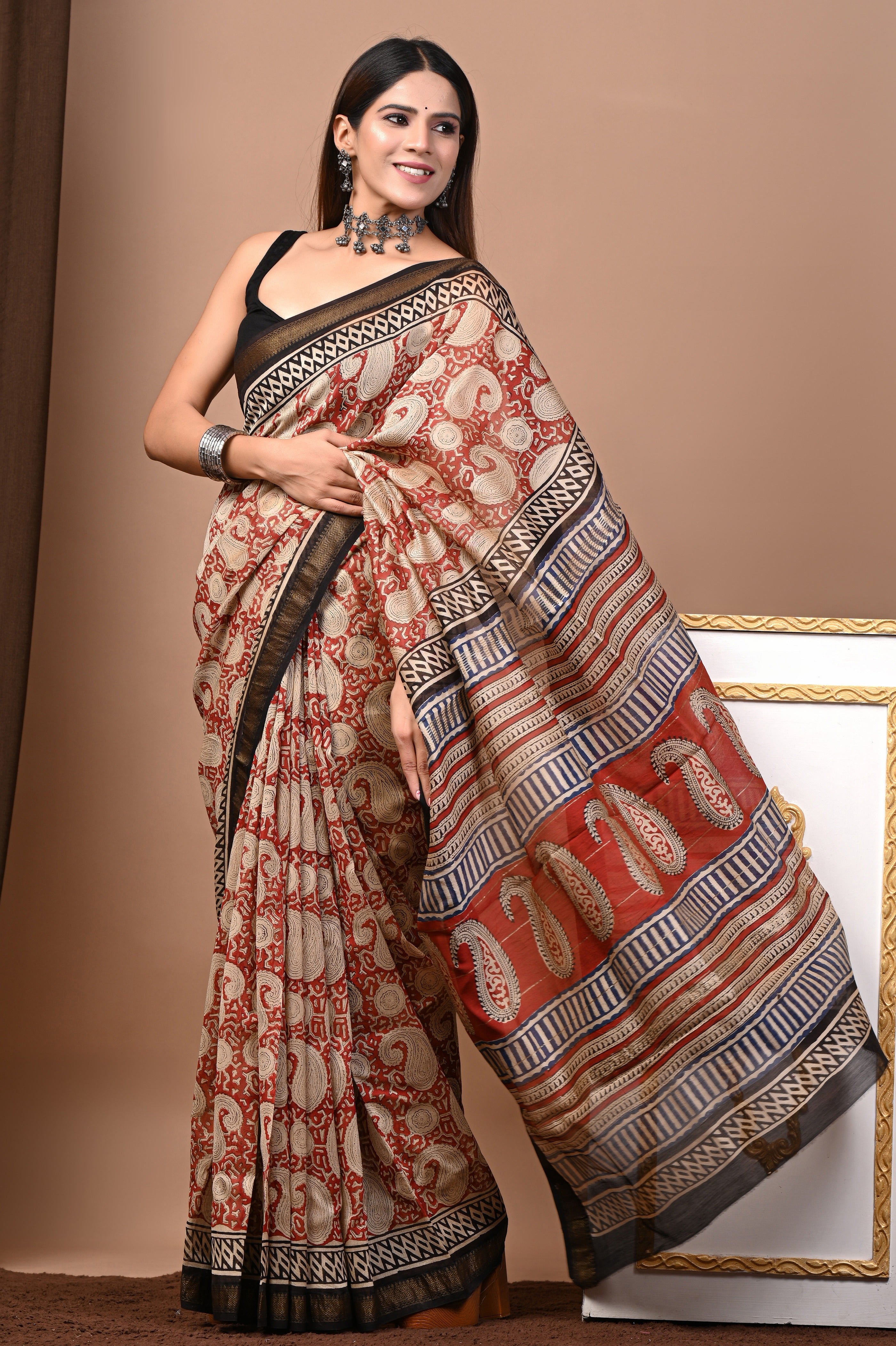 Rust Red & Beige Maheshwari Silk Saree