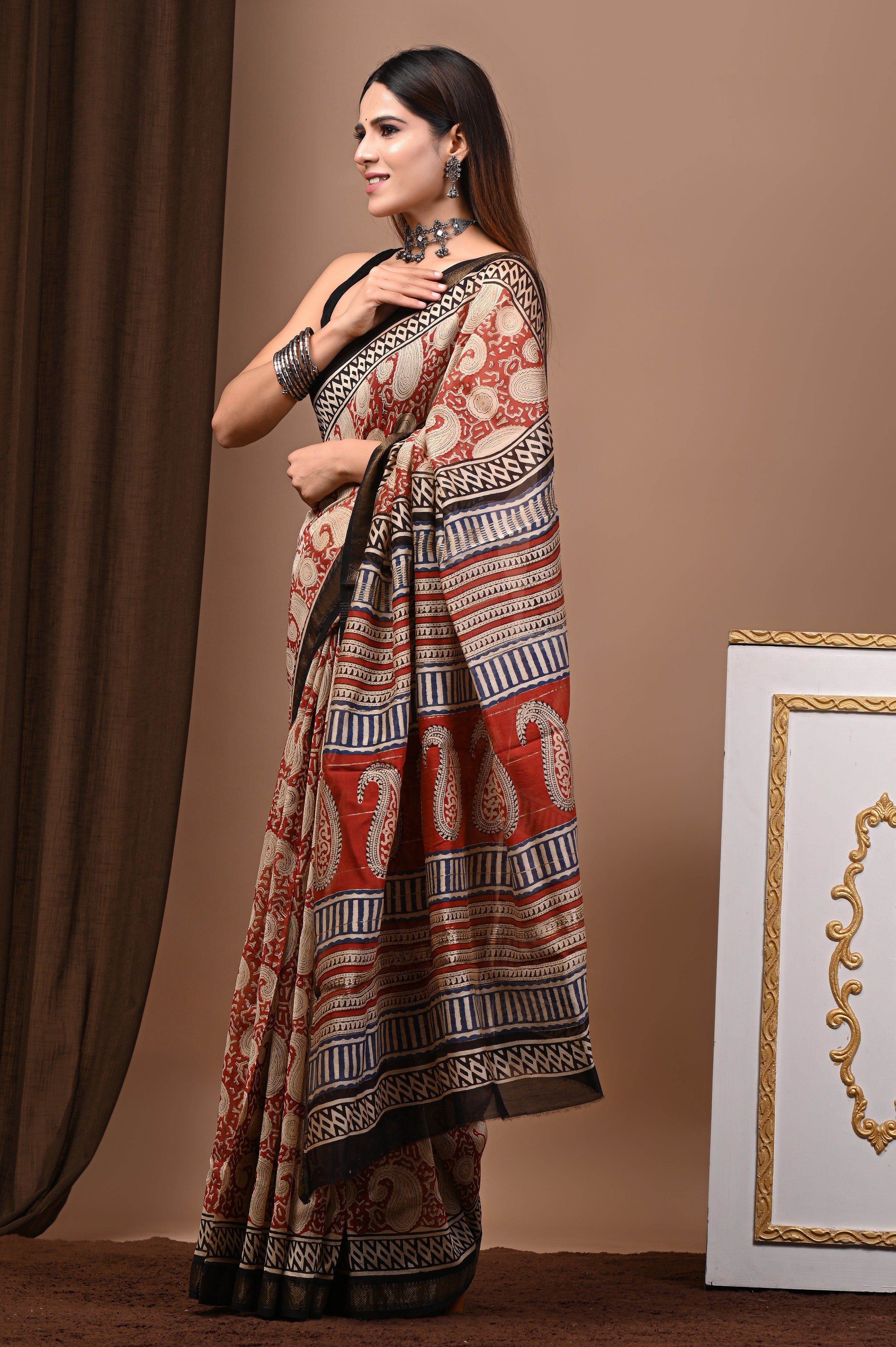 Rust Red & Beige Maheshwari Silk Saree