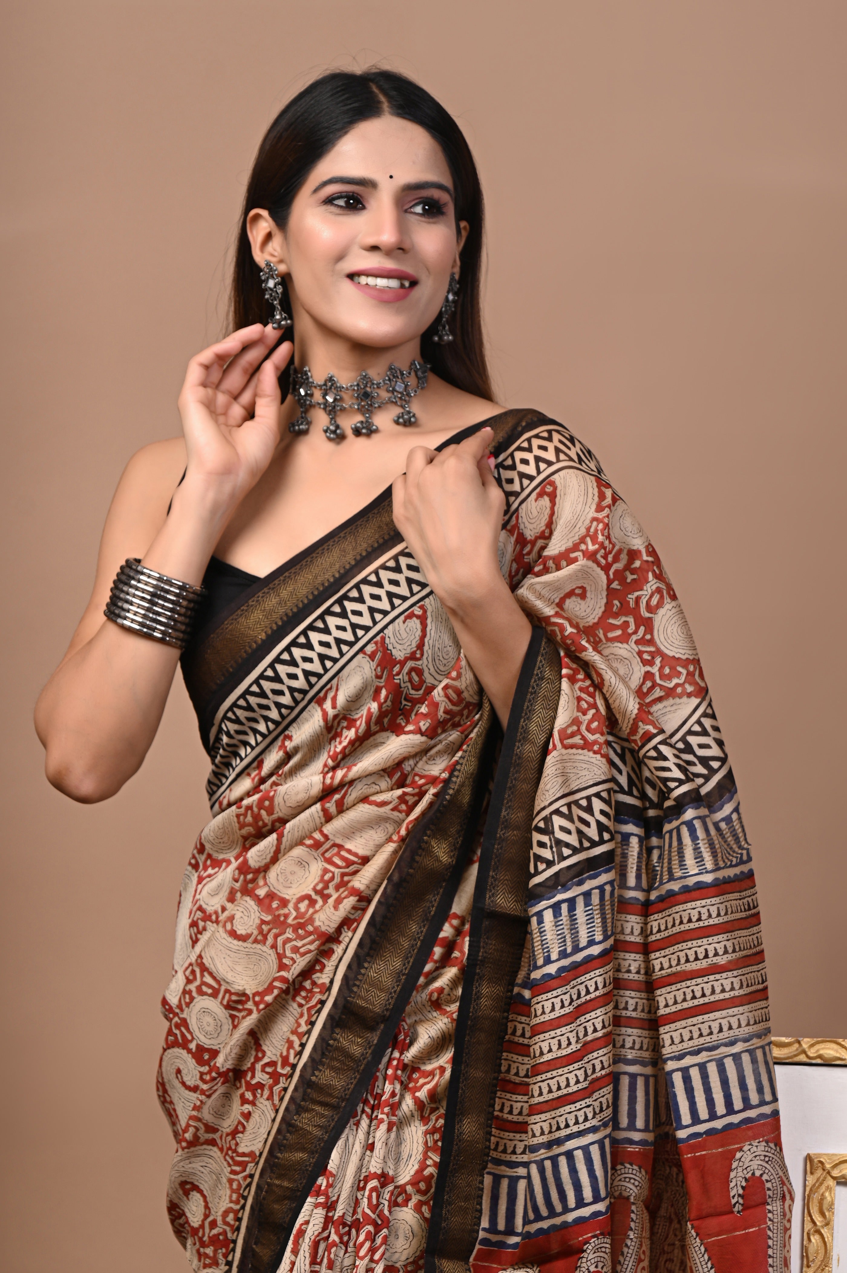 Rust Red & Beige Maheshwari Silk Saree