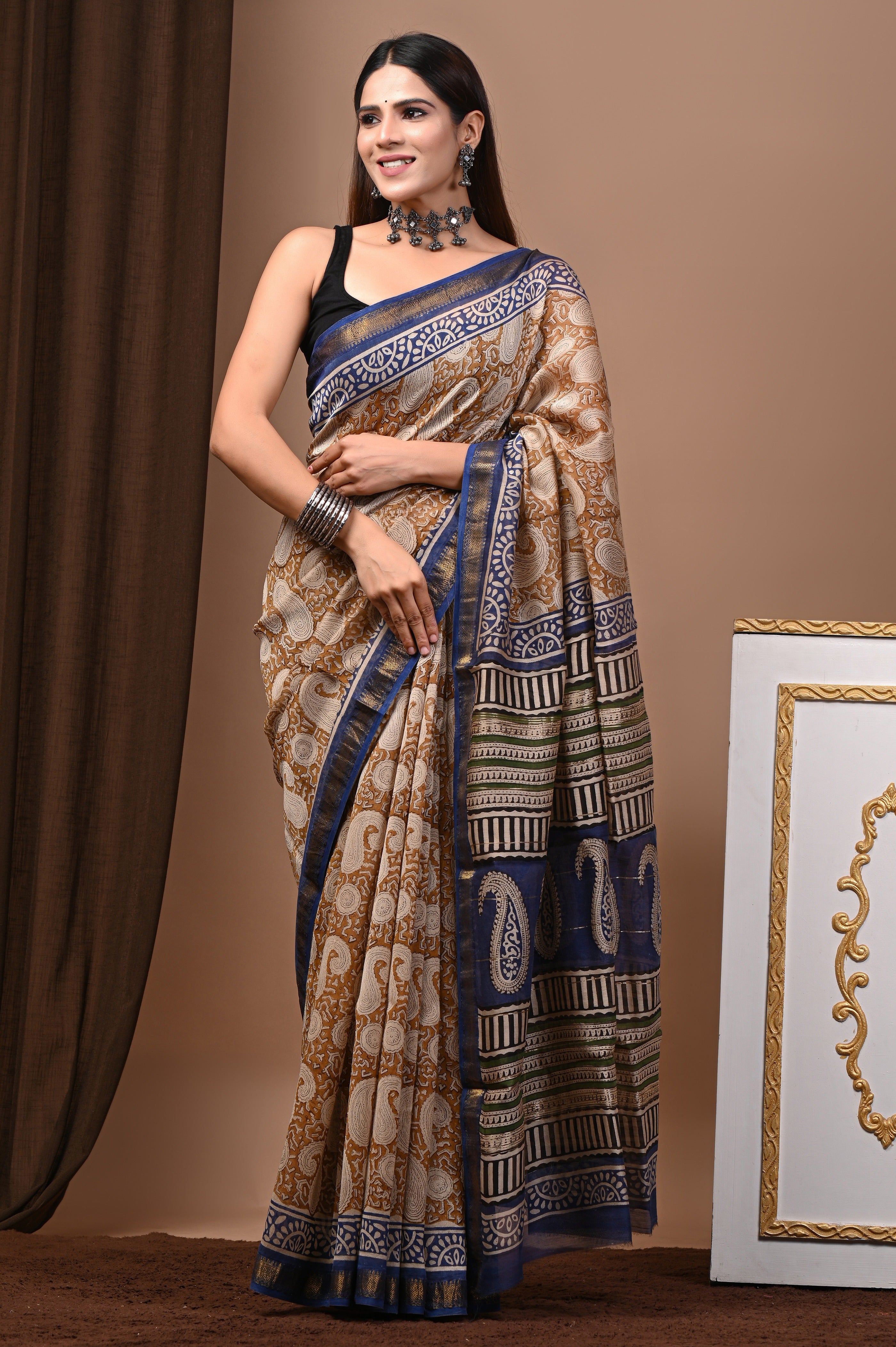 Rust Red & Beige Maheshwari Silk Saree