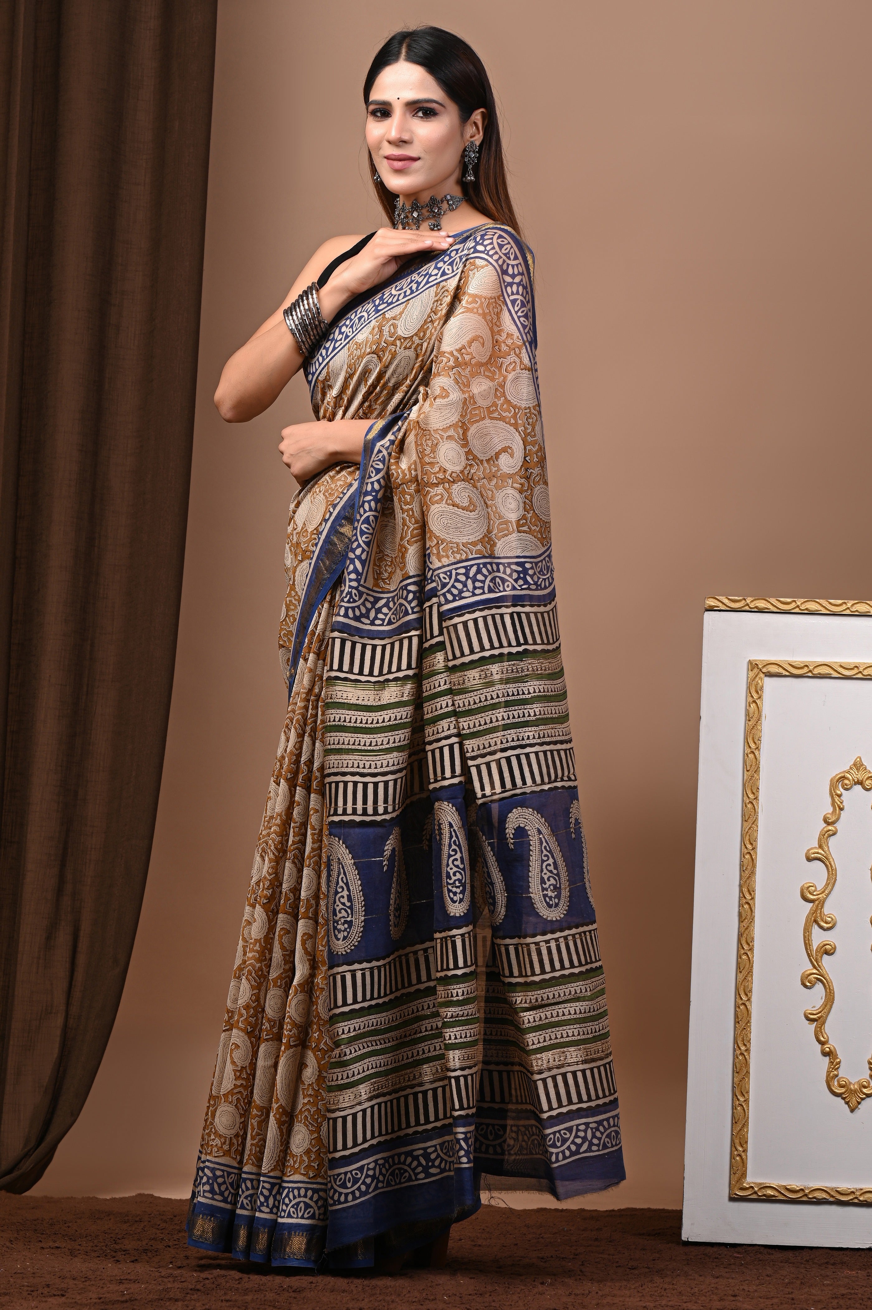 Rust Red & Beige Maheshwari Silk Saree