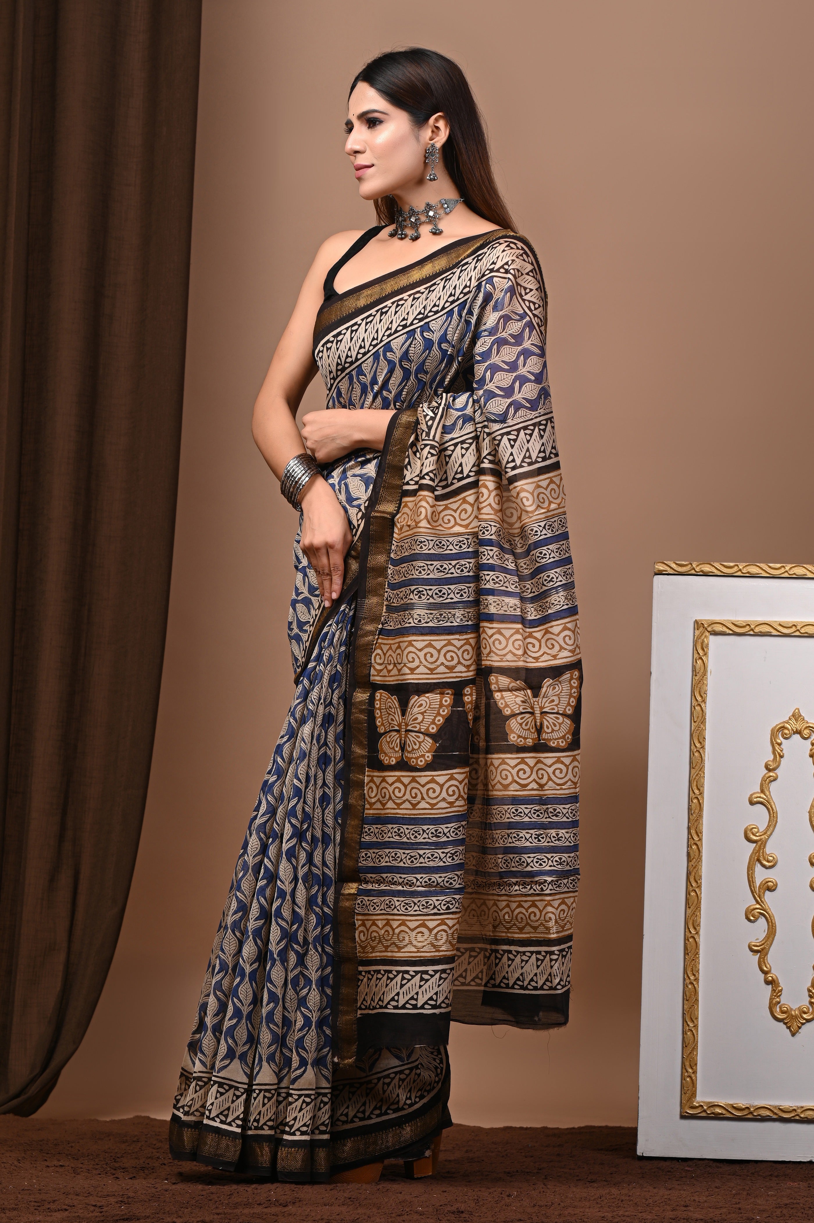 Navy Blue Beige Maheshwari Silk Saree