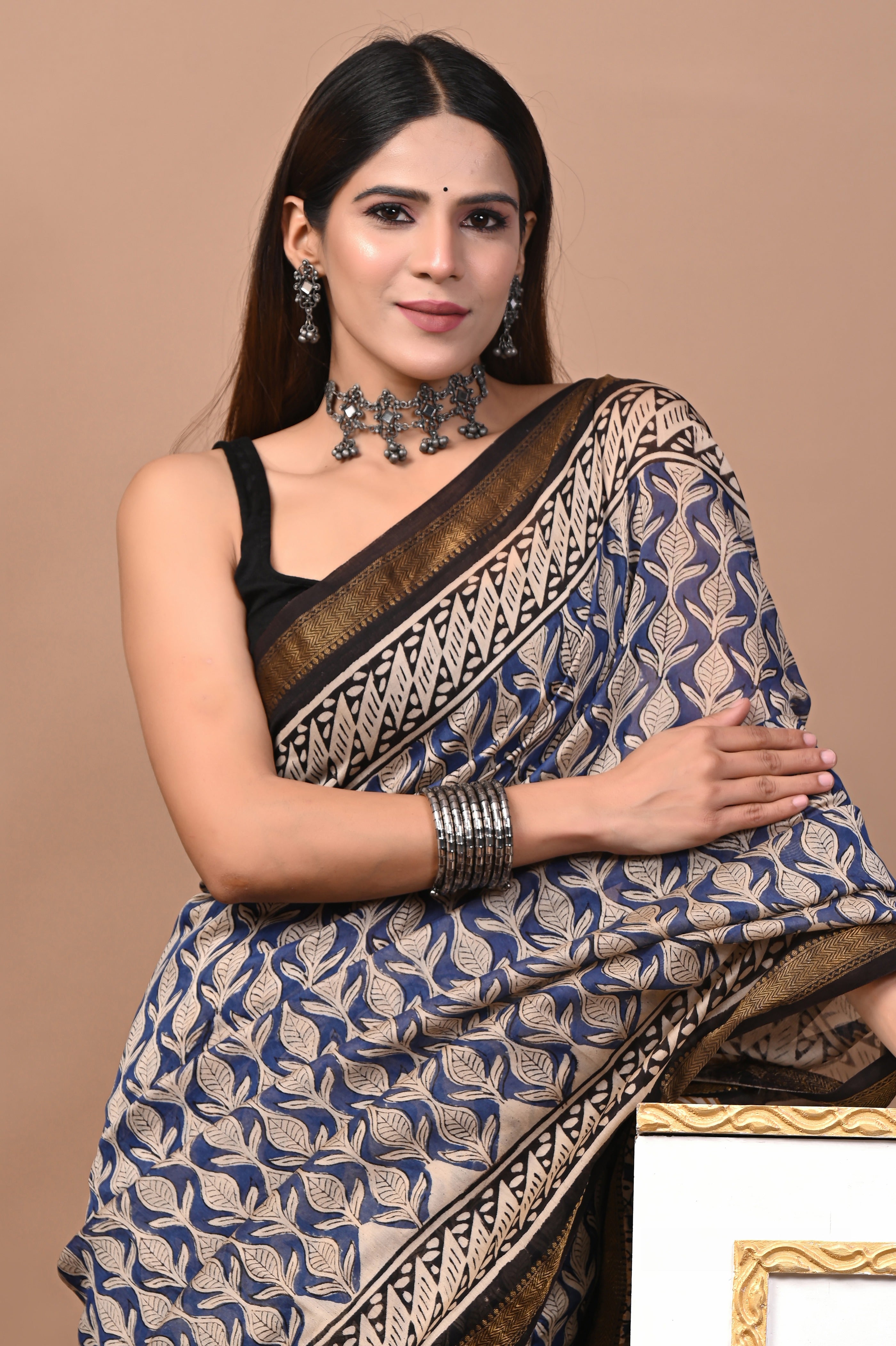Navy Blue Beige Maheshwari Silk Saree