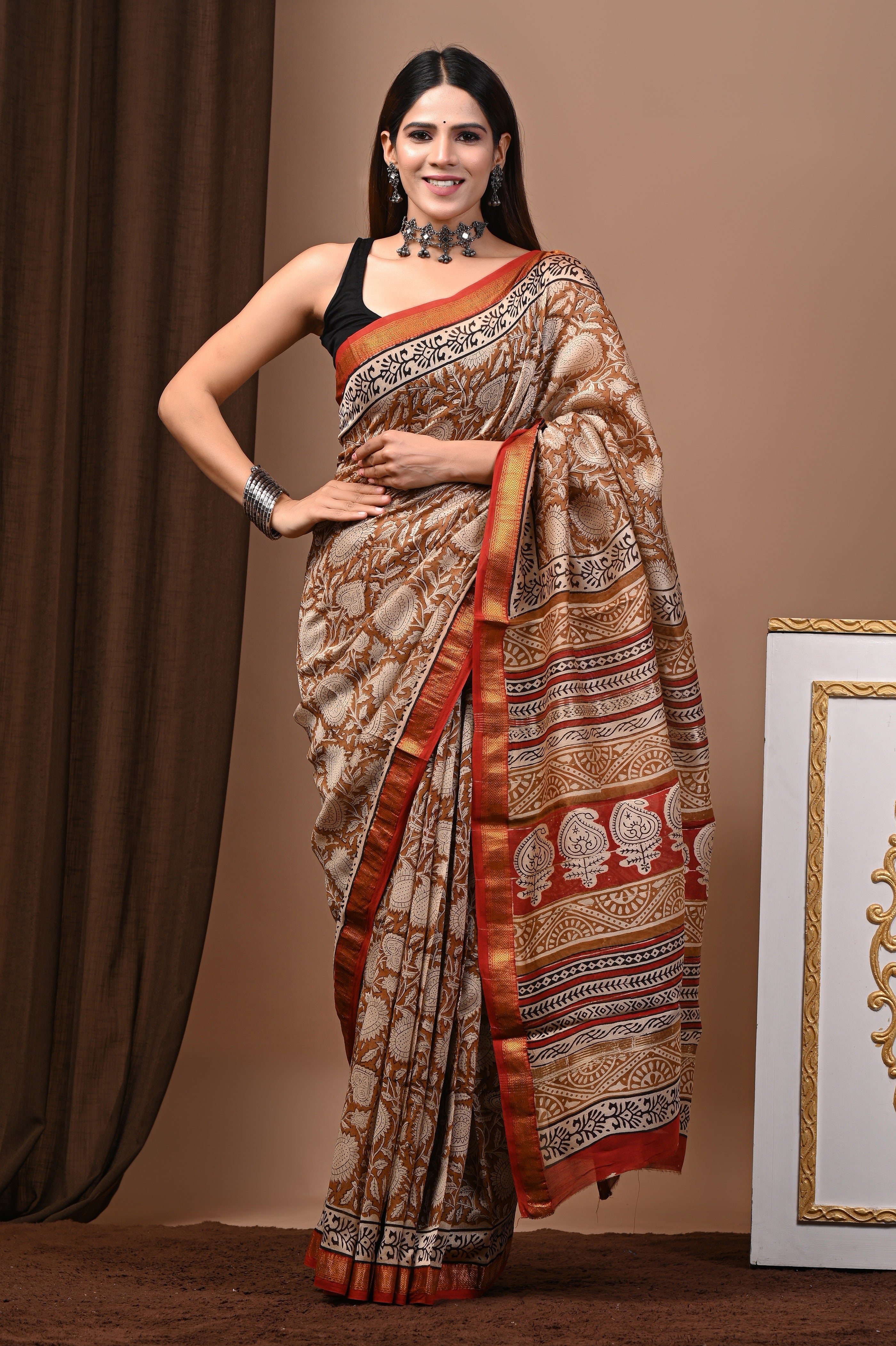 Brown Red Maheshwari Silk Saree