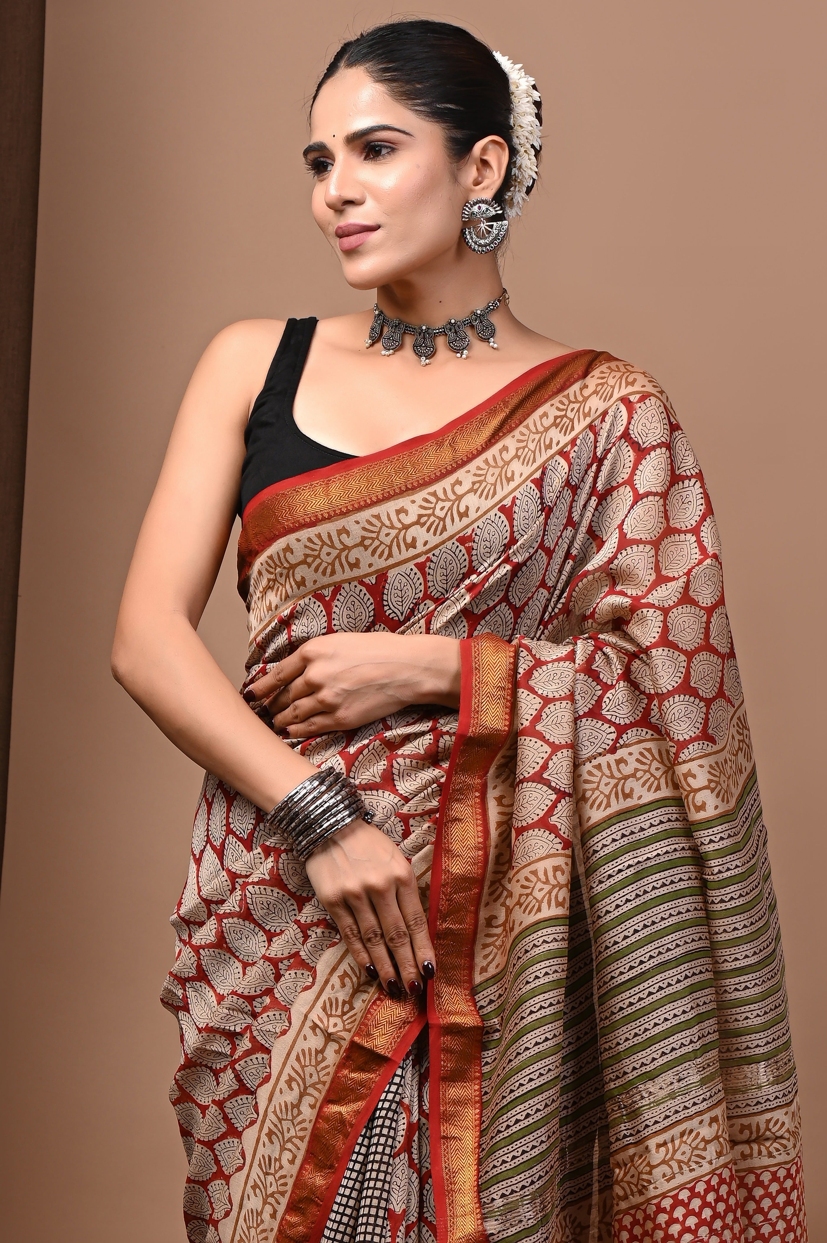 Beige Red Green Maheshwari Silk Saree